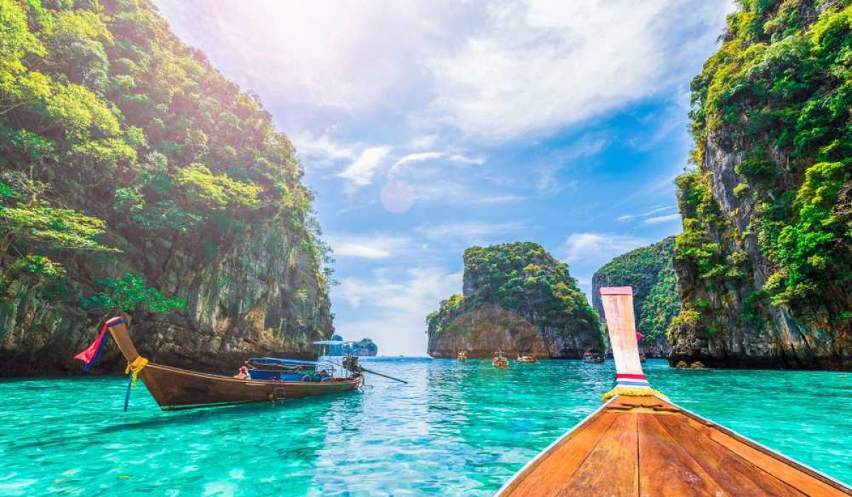PHI-PHI-ISLANDS