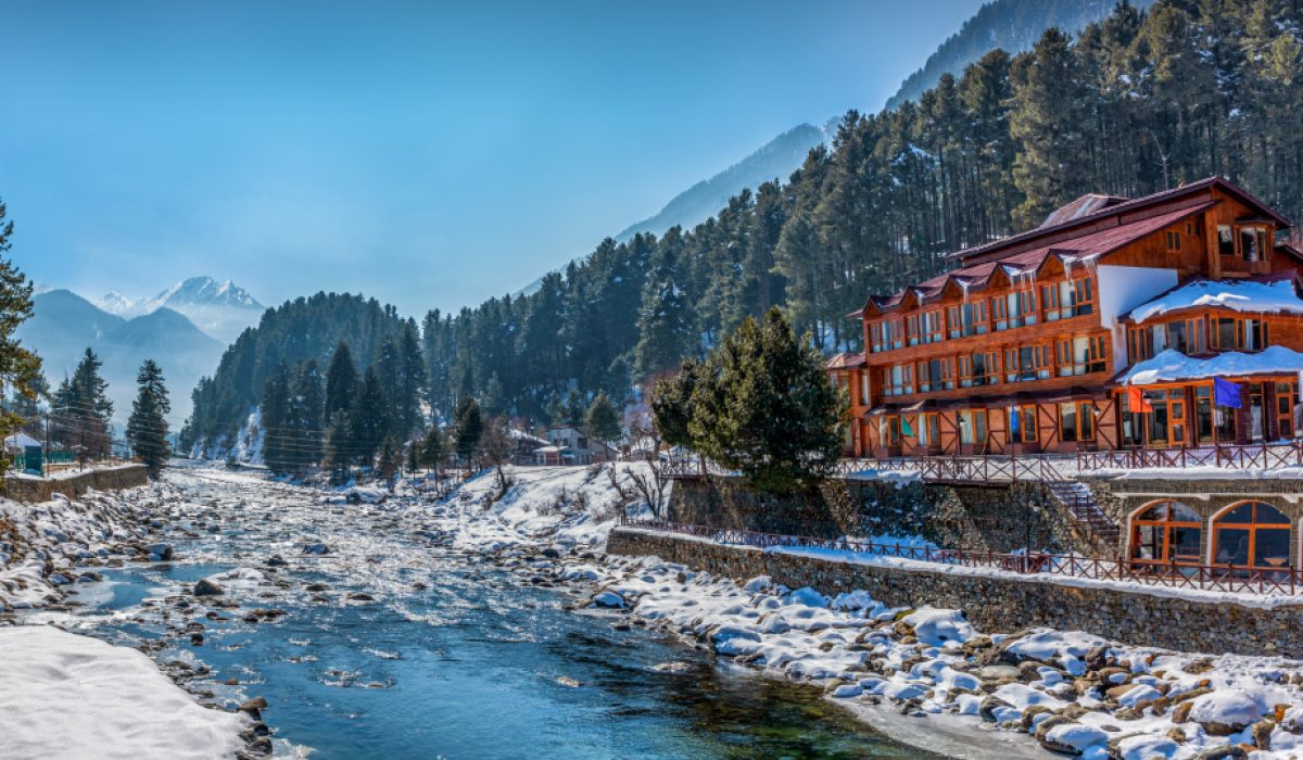 Pahalgam-during-winter-season